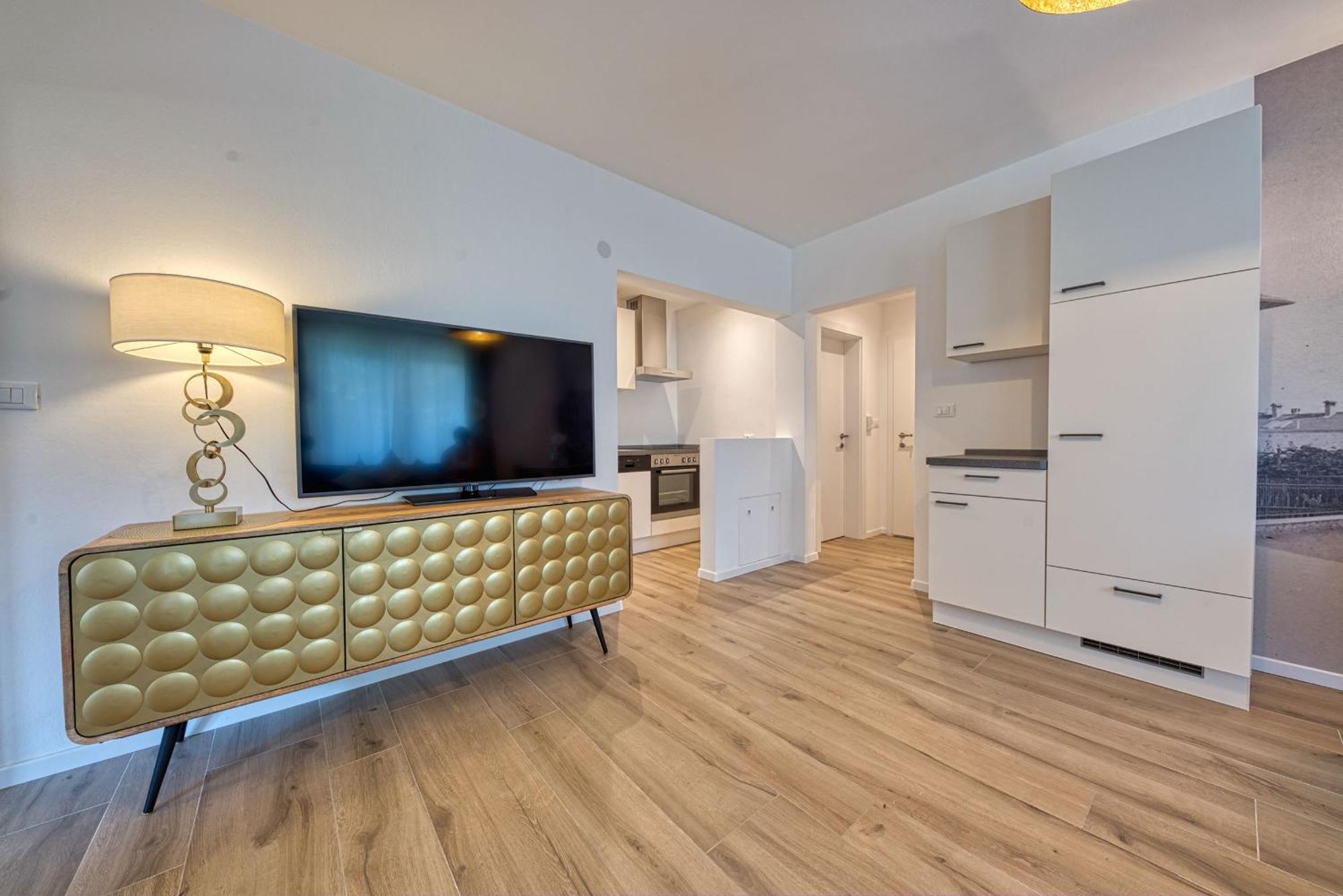 Goldfinger + Suites Lana Kamer foto